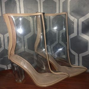 Clear pump heel never worn